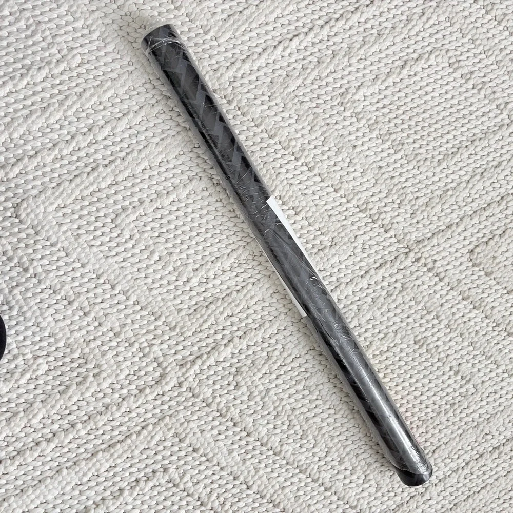 YORK WALLCOVERINGS Petite Pivots Roll of Wallpaper Roll 27’ L x 27” W Black Gray